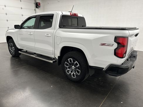 Used 2024 Chevrolet Colorado Z71 w/ Z71 Convenience Package 2 image 5