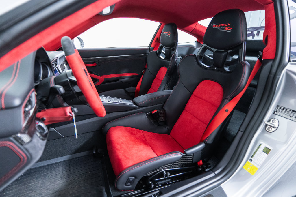 Certified 2018 Porsche 911 GT2 RS RWD image 5
