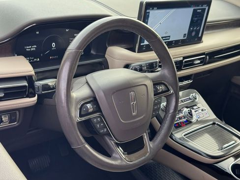 Used 2021 Lincoln Nautilus Reserve w/ Equipment Group 201A image 18