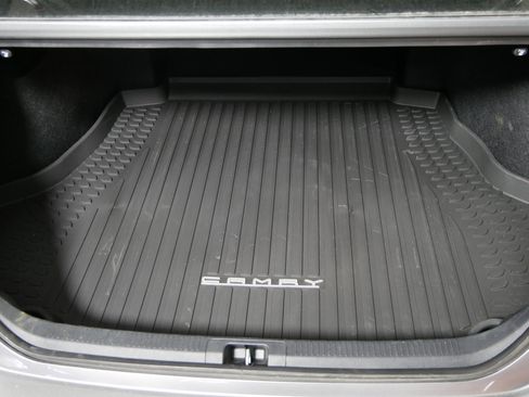 Used 2025 Toyota Camry SE FWD image 18
