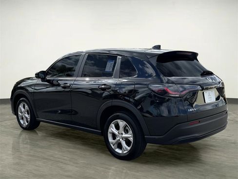 Certified 2025 Honda HR-V LX image 4