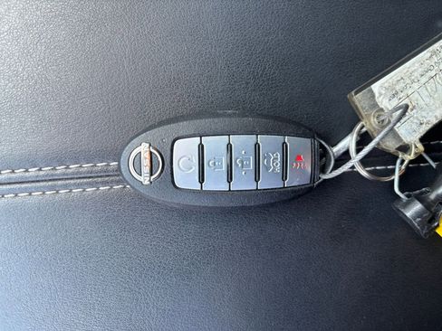 Used 2025 Nissan Altima 2.5 SV FWD image 25