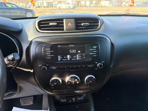 Used 2017 Kia Soul image 35