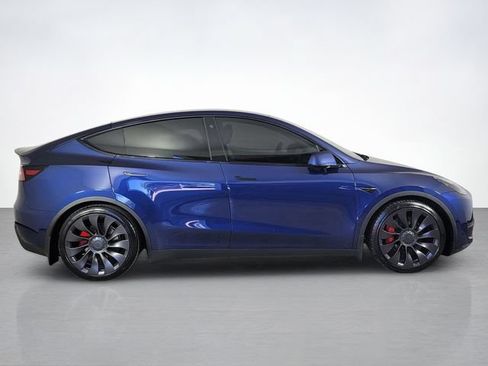 Used 2021 Tesla Model Y Performance AWD/4WD image 2