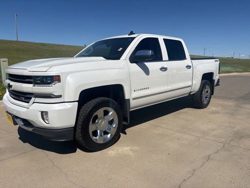 Used 2017 Chevrolet Silverado 1500 LTZ Z71 AWD/4WD image 8