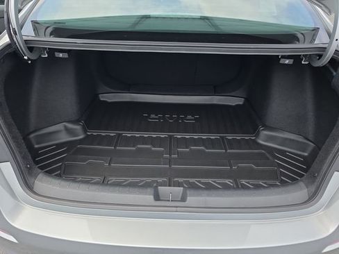 Used 2025 Honda Civic Sport image 13