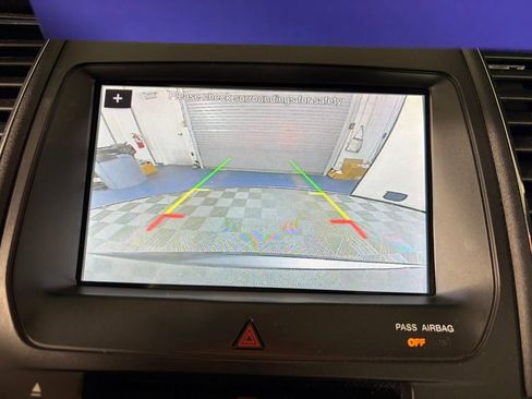 Certified 2019 Ford Taurus SEL w/ Equipment Group 201A image 19