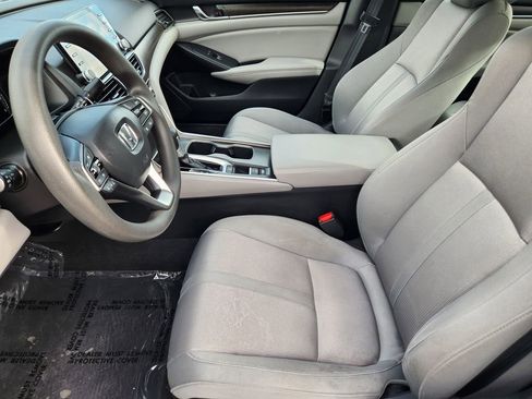 Used 2020 Honda Accord EX image 7