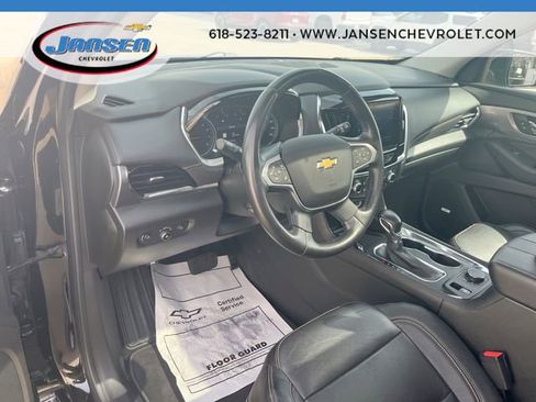Used 2021 Chevrolet Traverse Premier image 10