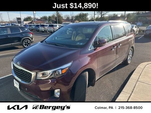 Used 2017 Kia Sedona EX image 1