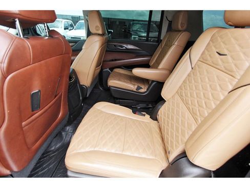 Used 2020 Cadillac Escalade ESV Luxury AWD/4WD image 7