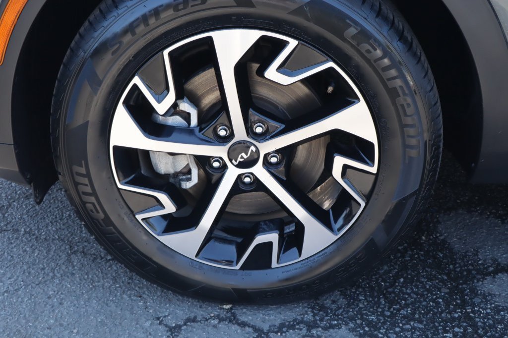 Used 2023 Kia Sportage EX AWD/4WD image 14