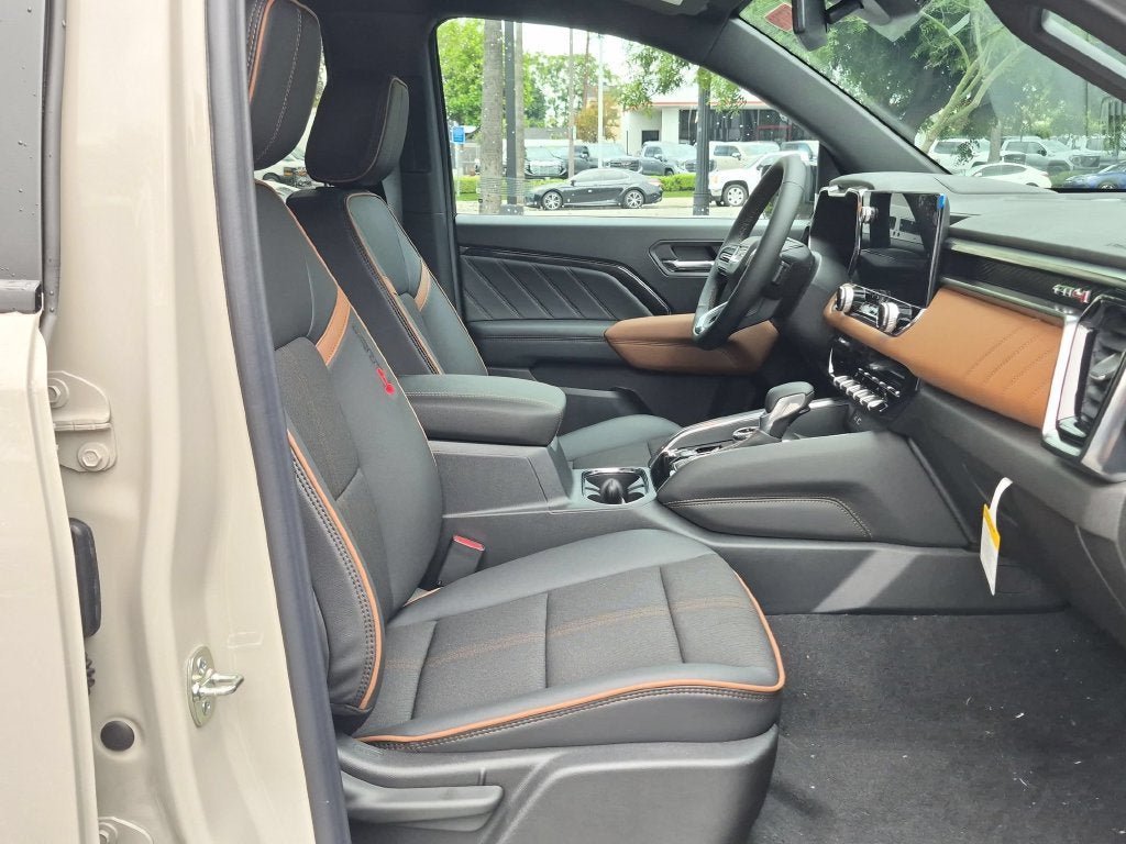 New 2026 GMC Canyon AT4 AWD/4WD image 24