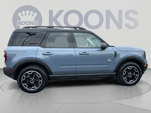 Certified 2025 Ford Bronco Sport Outer Banks w/ Outer Banks Tech Package+ AWD/4WD image 17