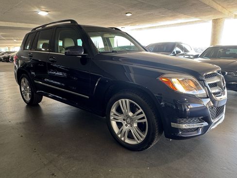 Used 2014 Mercedes-Benz GLK 350 4MATIC image 5