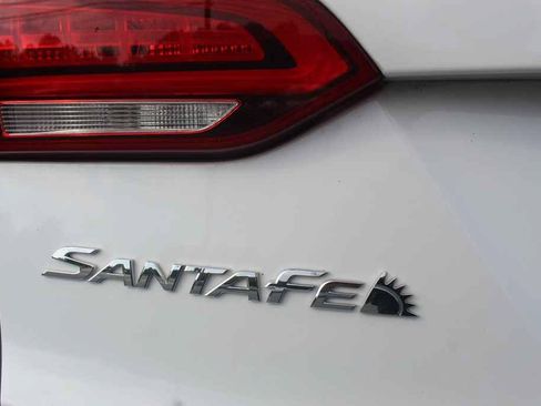 Used 2017 Hyundai Santa Fe Sport AWD/4WD image 7