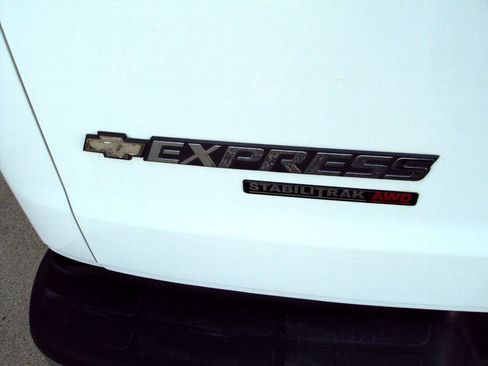 Used 2014 Chevrolet Express 1500 LT w/ LT Preferred Equipment Group image 32