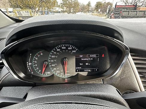 Used 2020 Chevrolet Trax LT w/ LT Convenience Package image 11