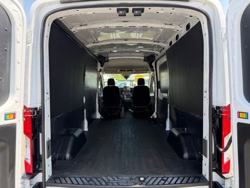 Used 2020 Ford Transit 250 Medium Roof w/ Interior Upgrade Package RWD image 15
