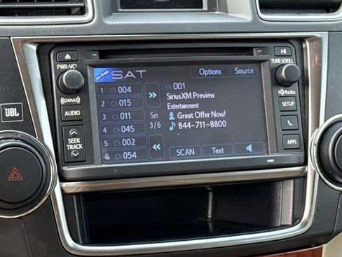Used 2013 Toyota Highlander Limited AWD/4WD image 20