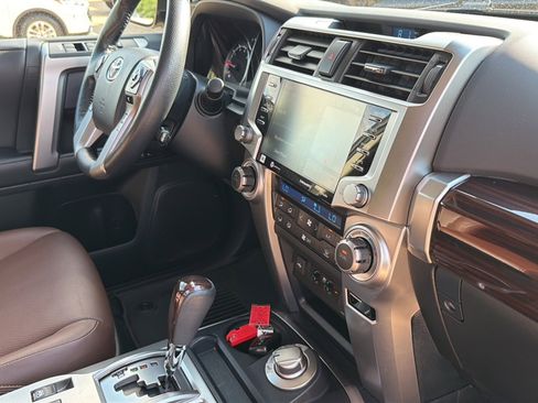 Used 2023 Toyota 4Runner Limited AWD/4WD image 15