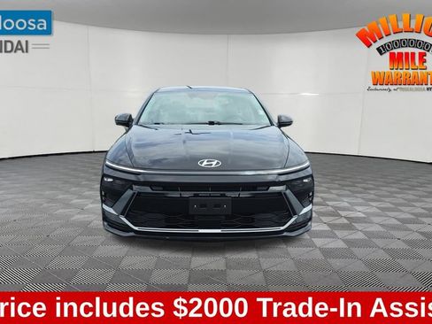 Used 2024 Hyundai Sonata SEL FWD image 2