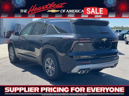 New 2026 Chevrolet Traverse LT w/ Driver Confidence Package FWD image 5