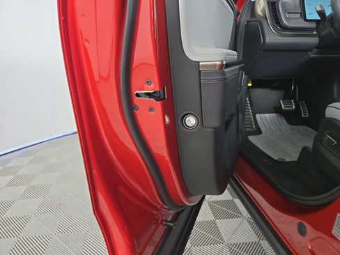 Used 2023 Rivian R1T Adventure AWD/4WD image 29