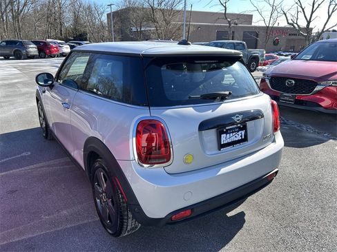 Used 2022 MINI Cooper SE image 6