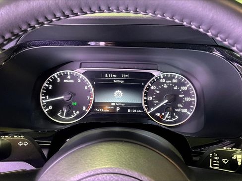Used 2025 Nissan Pathfinder SV FWD image 14