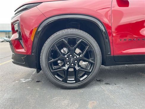 Certified 2025 Chevrolet Traverse RS w/ LPO, Floor Liner Package image 33