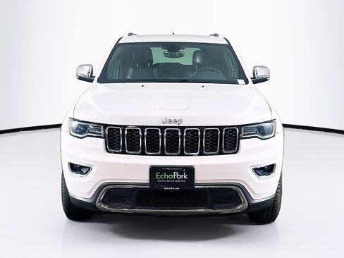 Used 2018 Jeep Grand Cherokee Limited w/ Luxury Group II AWD/4WD image 2