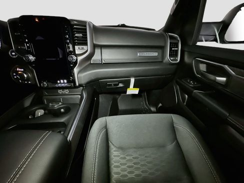 New 2026 RAM 1500 4x4 Crew Cab image 26