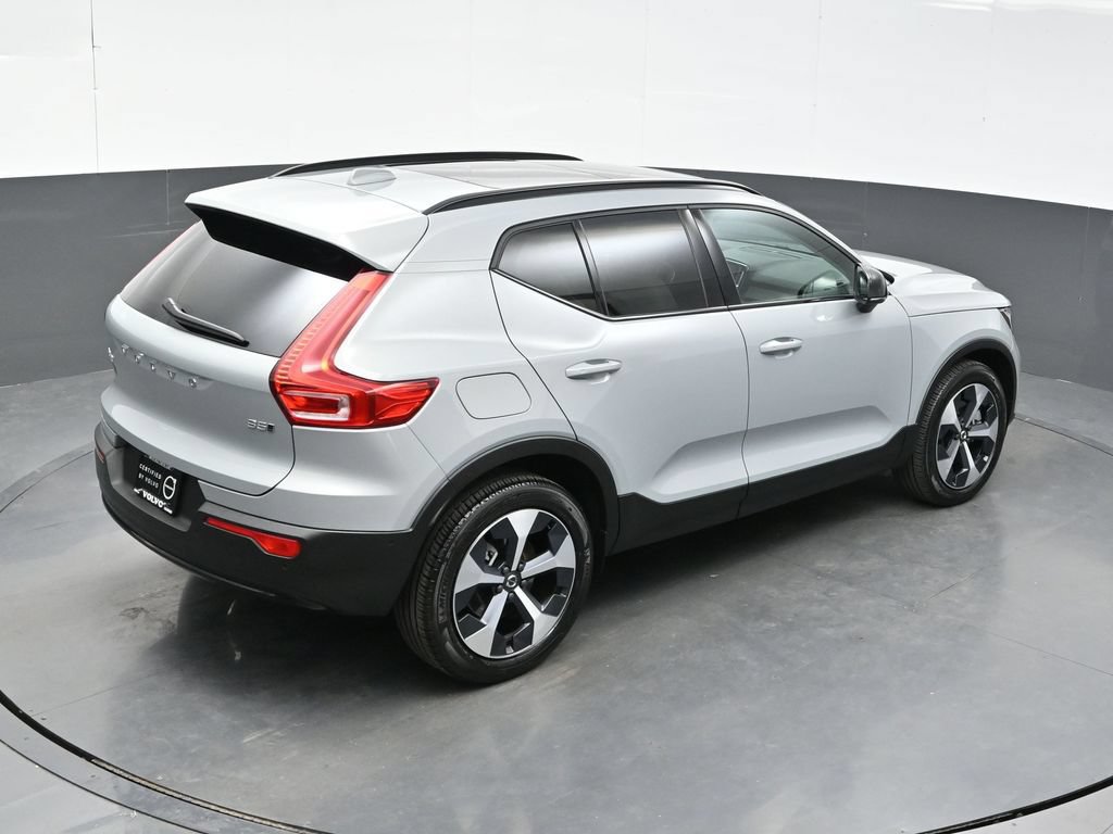 Used 2026 Volvo XC40 B5 Plus AWD/4WD image 38