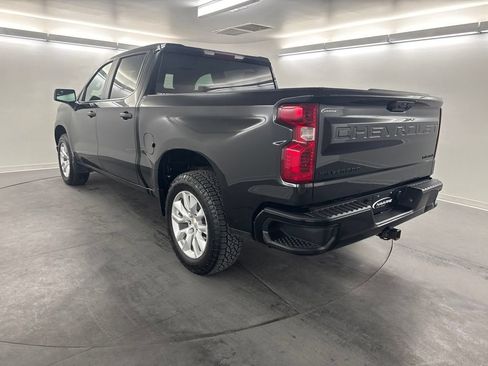 Used 2026 Chevrolet Silverado 1500 Custom w/ LPO, Dark Essentials Package RWD image 7