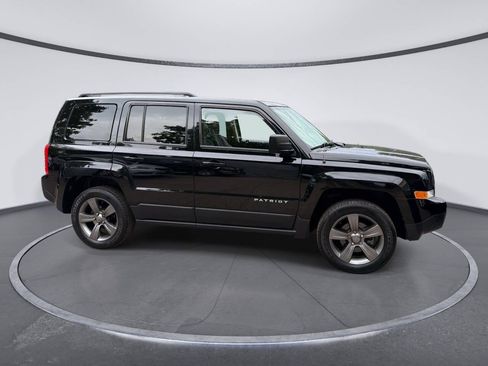 Used 2015 Jeep Patriot High Altitude AWD/4WD image 5