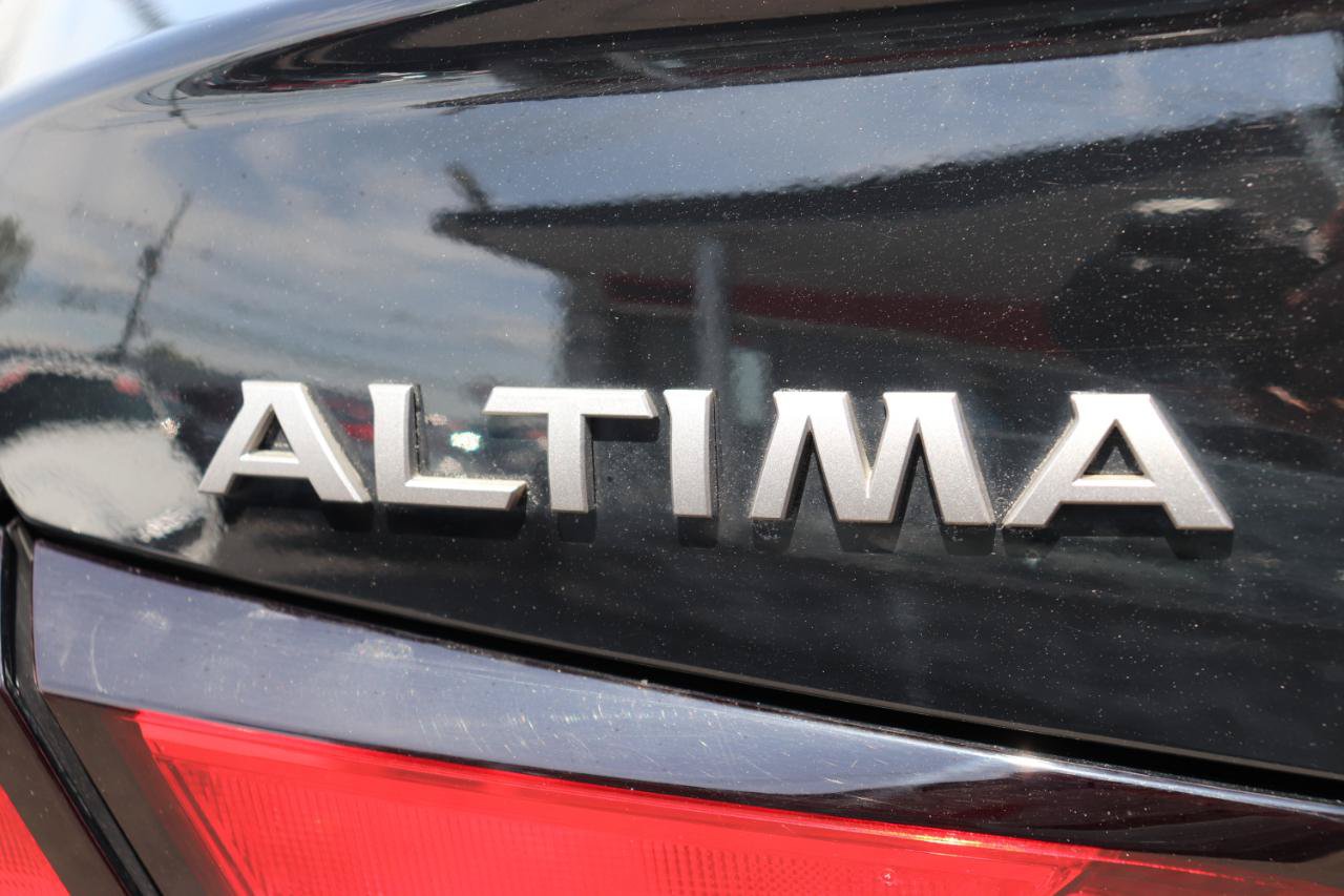 Used 2024 Nissan Altima 2.5 SR FWD image 54