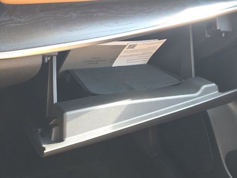 Used 2022 Nissan Rogue Platinum w/ Head-Up Display Package image 24