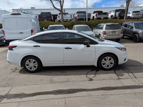 Used 2020 Nissan Versa S image 4