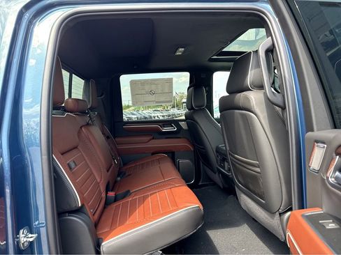 New 2026 GMC Sierra 2500 Denali Ultimate image 6