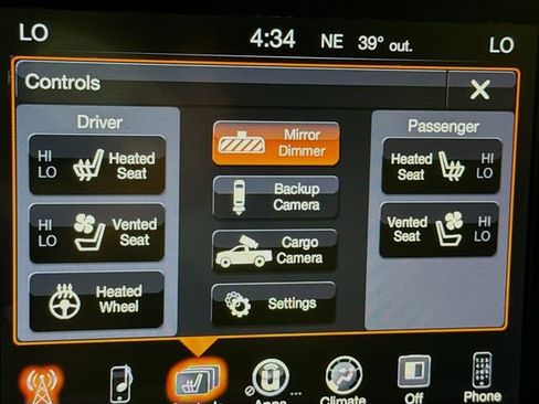 Used 2017 RAM 3500 Laramie AWD/4WD image 21