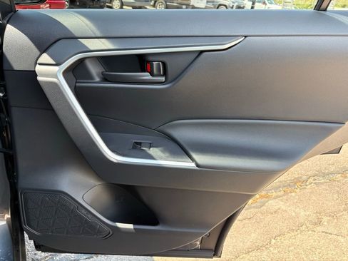 Used 2025 Toyota RAV4 LE image 32