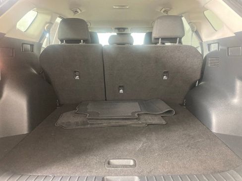 Certified 2025 Kia Sportage LX AWD/4WD image 21