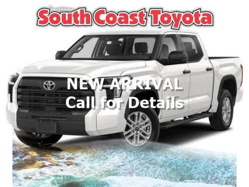 Used 2023 Toyota Tundra SR5 w/ SR5 Convenience Package AWD/4WD image 1