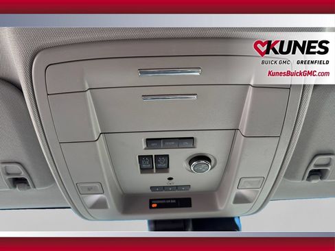 Used 2018 GMC Yukon Denali AWD/4WD image 13