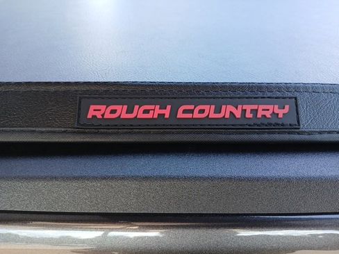 Used 2025 Jeep Gladiator Sport image 5