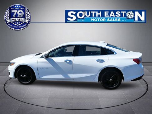 Used 2022 Chevrolet Malibu LT FWD image 8