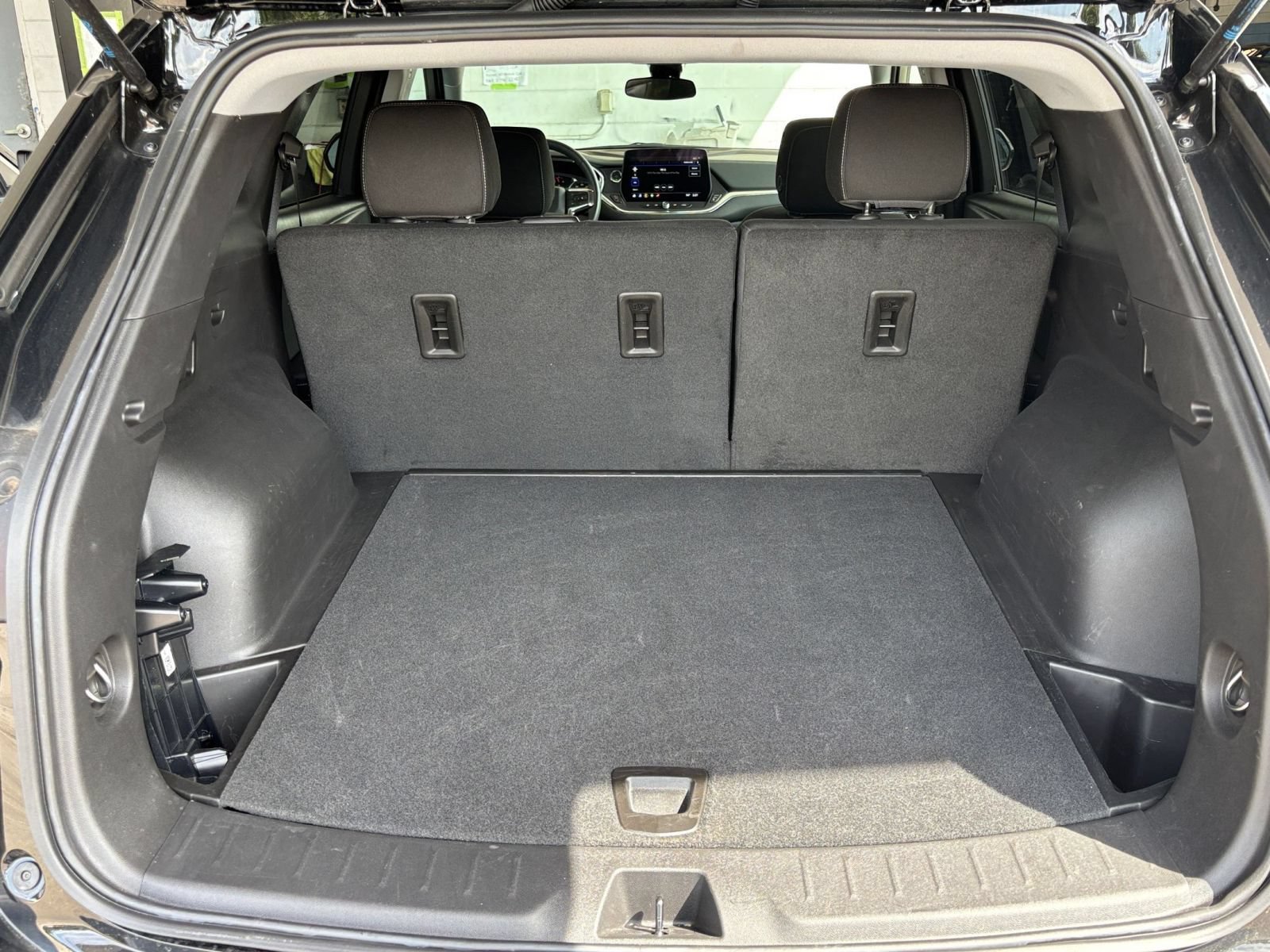 Used 2026 Chevrolet Blazer LT FWD image 30