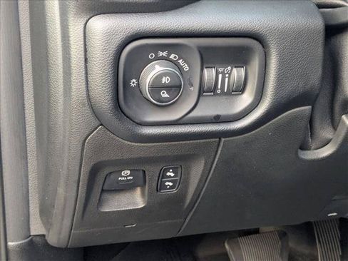 Used 2019 RAM 1500 Big Horn RWD image 10