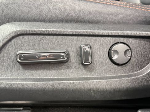 Used 2024 Honda Pilot TrailSport image 32